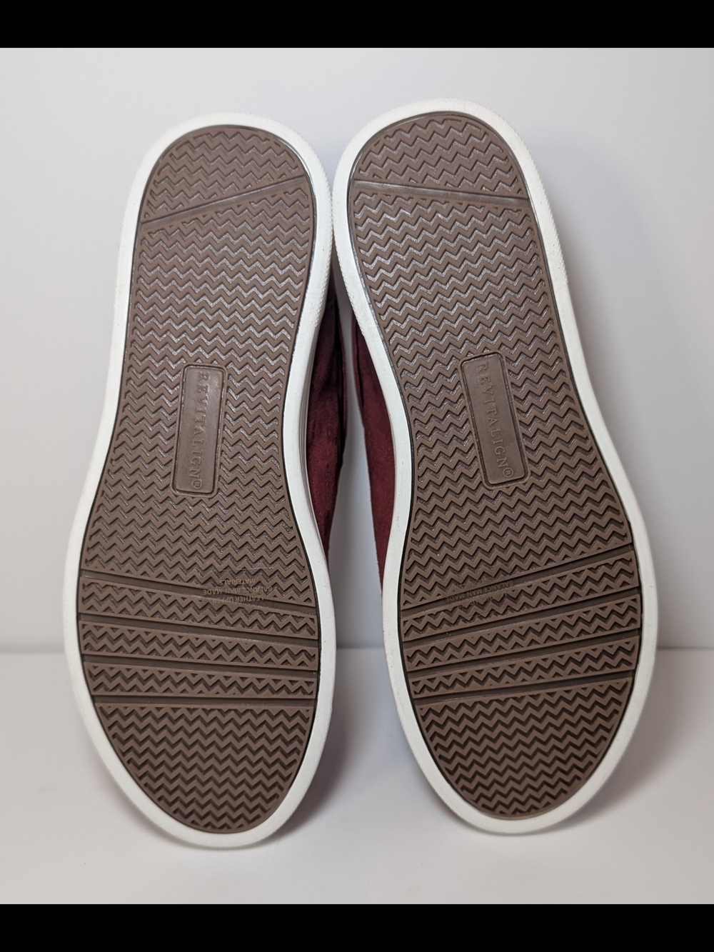Waco Revitalign Women’s Burgundy Suede Sneakers - Size 6.5 - NIB Orthotic Comfor - Picture 7 of 8